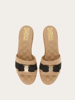 Ferragamo Vara bow quilted slide - Image 3
